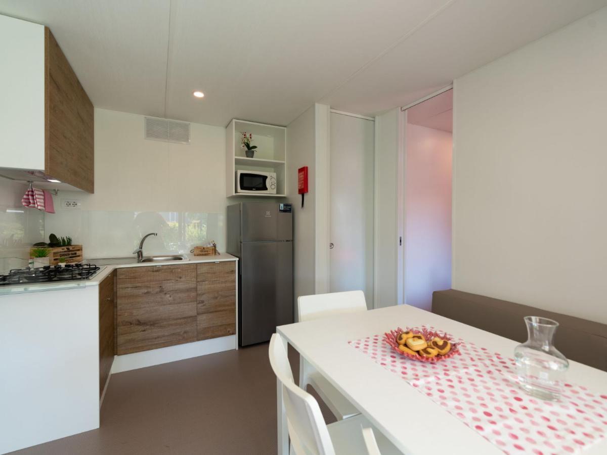 Holiday Home Garda Suite Deluxe By Interhome Rivoltella del Garda Exteriör bild